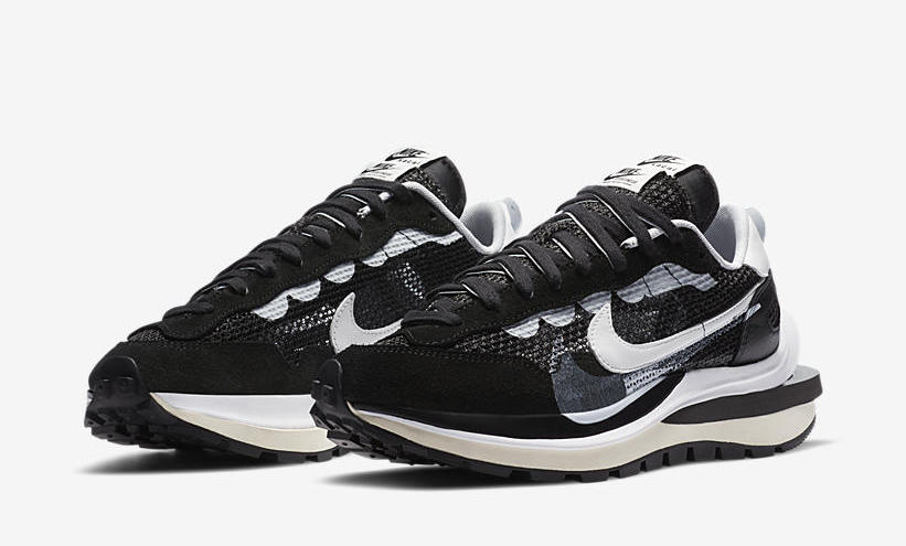 Sacai X Nike Vaporwaffle 'black/white'