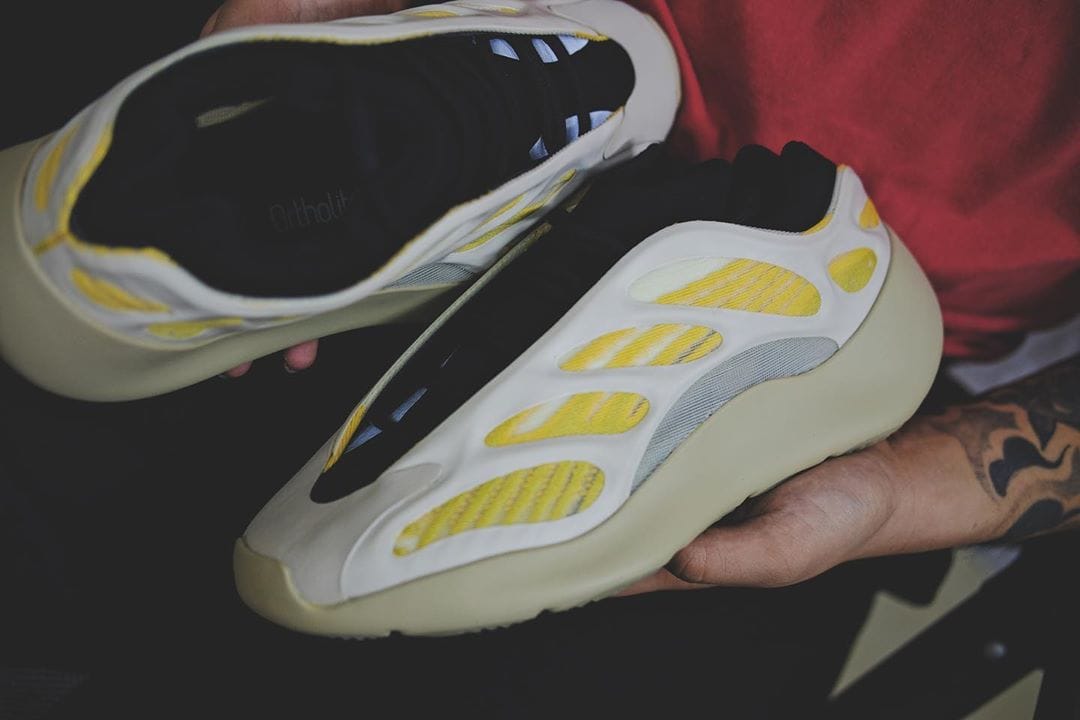 adidas Yeezy 700 V3 Safflower