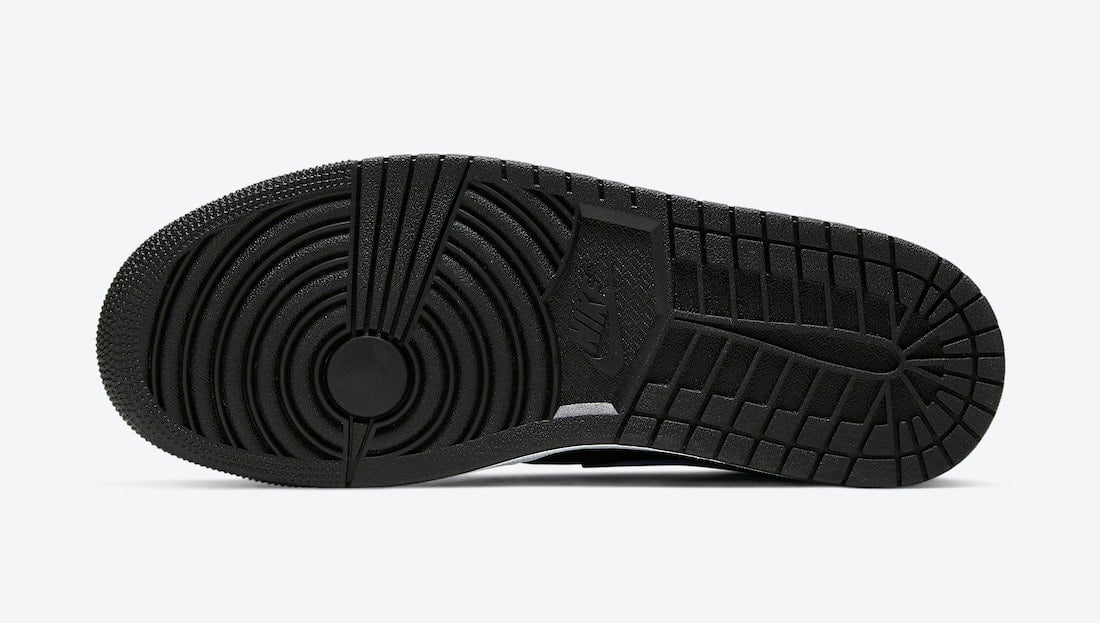 Air Jordan 1 Mid Takes on "Hyper Royal"