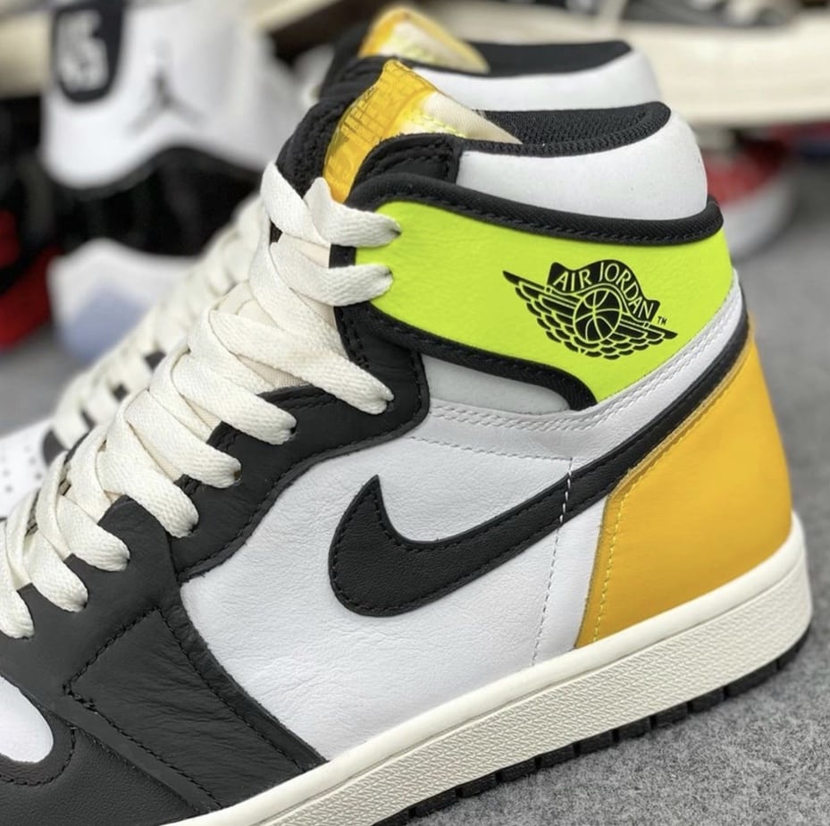 Air Jordan 1 High Og Volt Gold