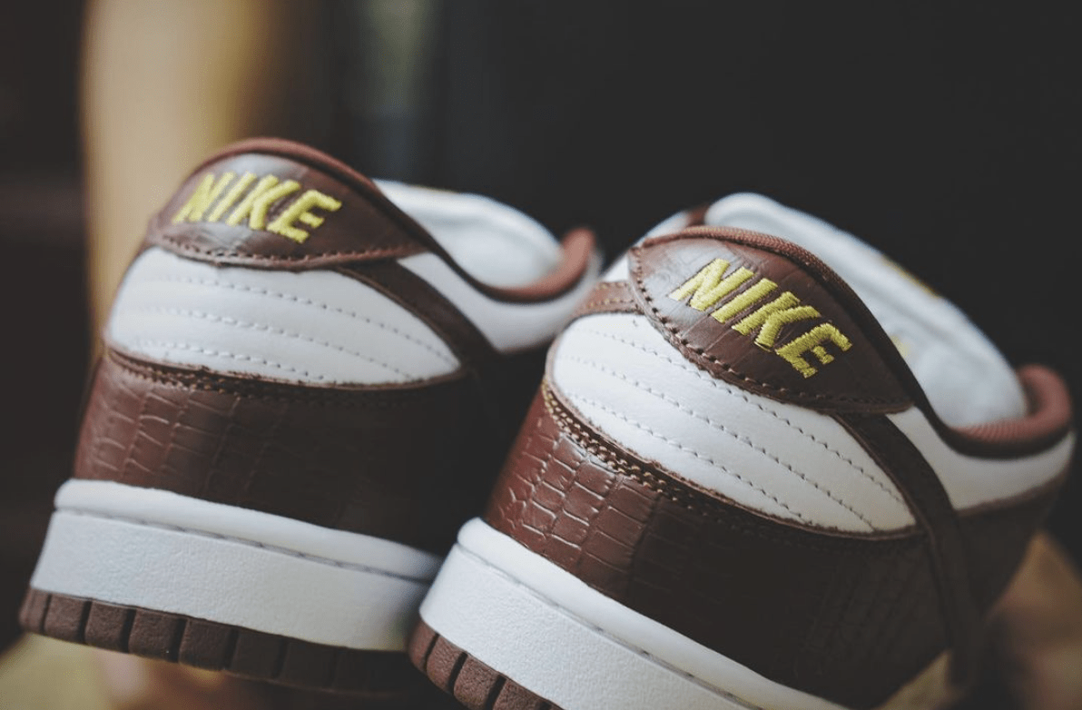 Supreme x Nike SB Dunk Low Collection