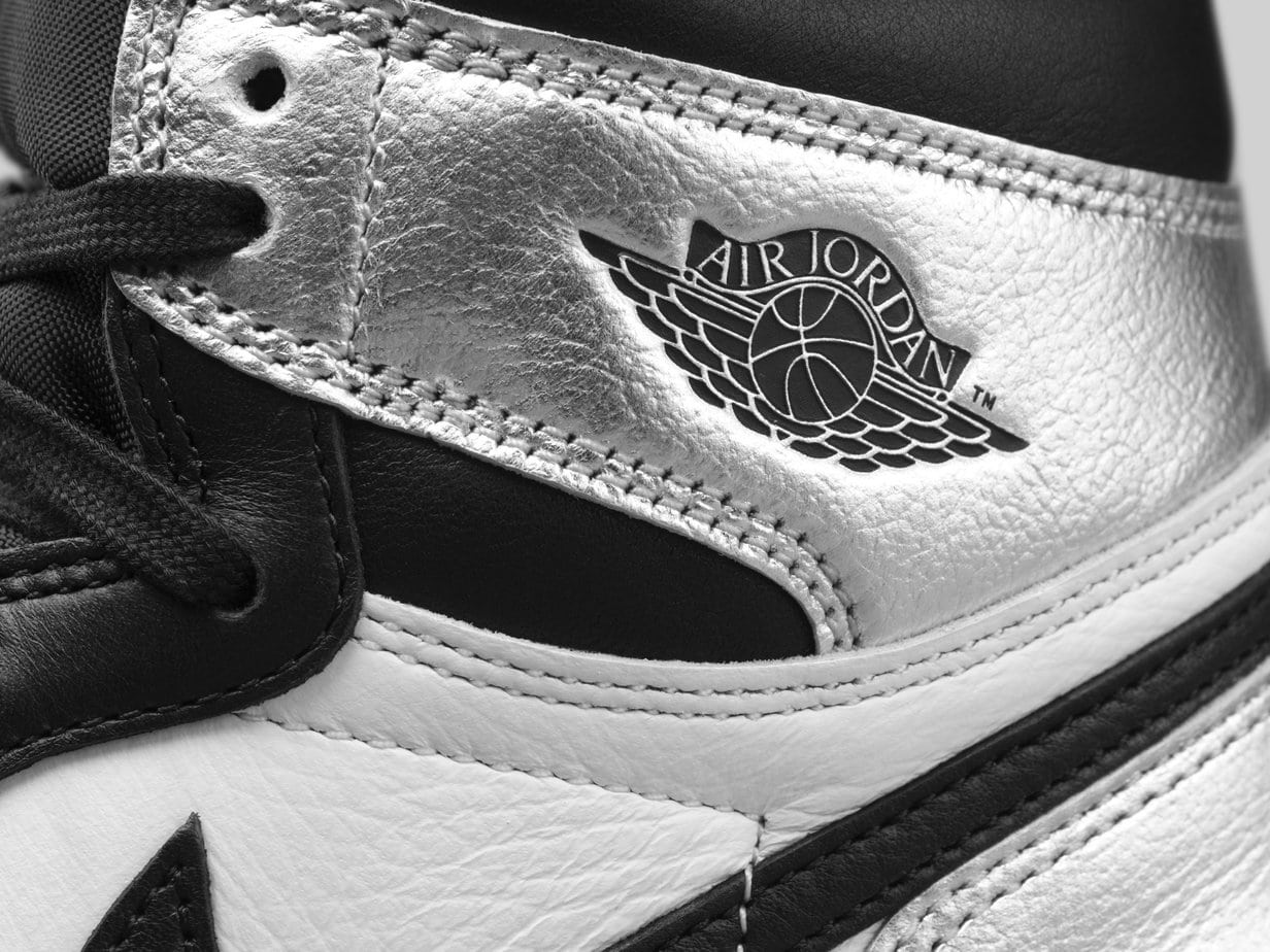 Air Jordan 1 Silver Toe 2021