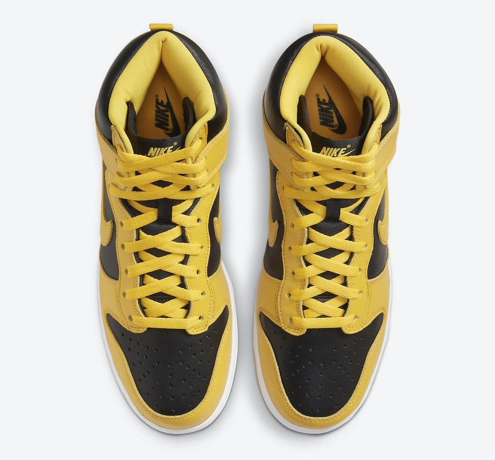 Nike Dunk High "Varsity Maize"