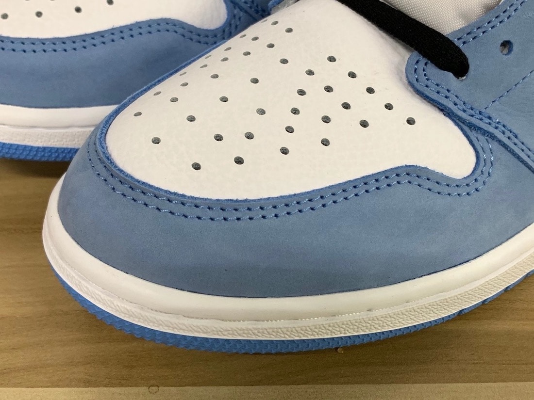 Air Jordan 1 High Og University Blue