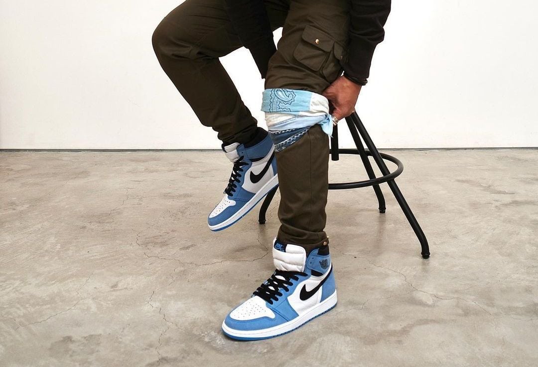 Air Jordan 1 High Og University Blue 2021