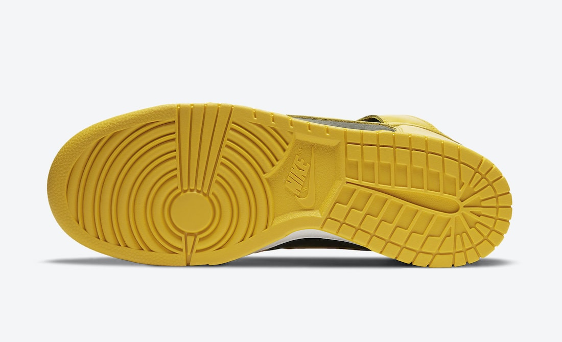 Nike Dunk High "Varsity Maize"