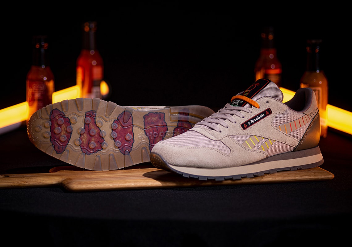 Hot Ones Reebok Classic Leather Medium C22792