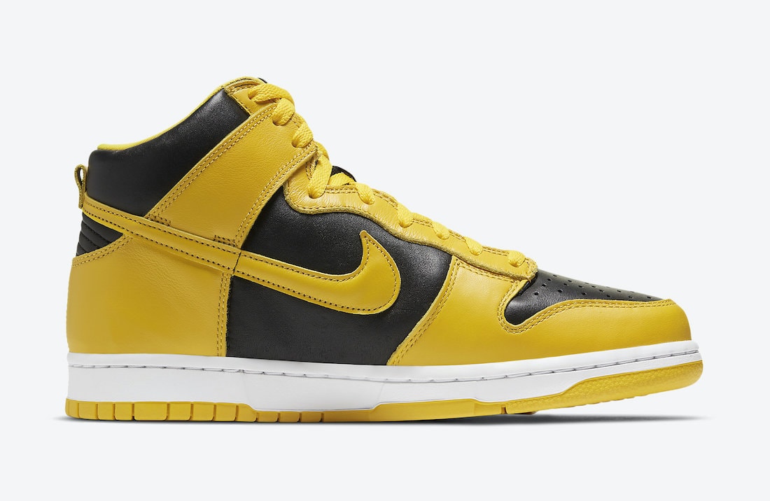 Nike Dunk High "Varsity Maize"