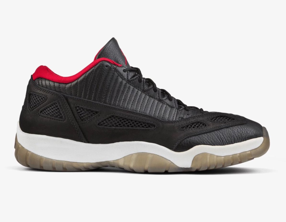 Air Jordan 11 Low Ie Bred