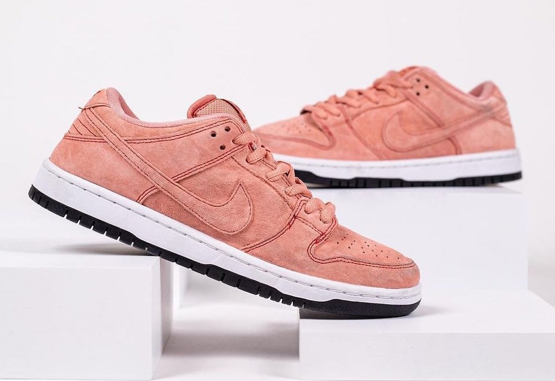 Nike SB Dunk Low Atomic Pink Pig CV1655-600