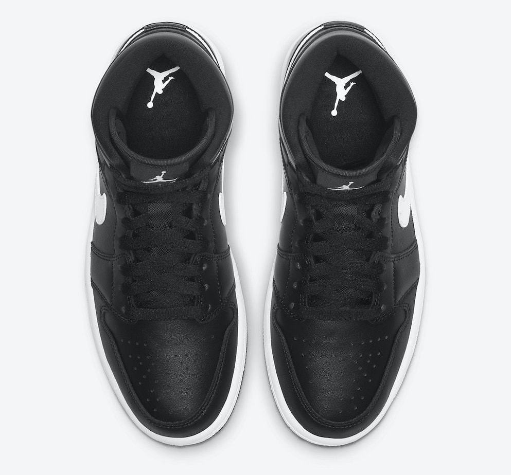 Air Jordan 1 Mid WMNS "Black/White"