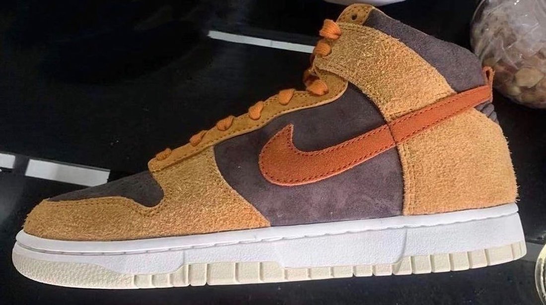 Nike Dunk High Prm Velvet Brown Dark Russet Dark Curry Sail DD1401-200