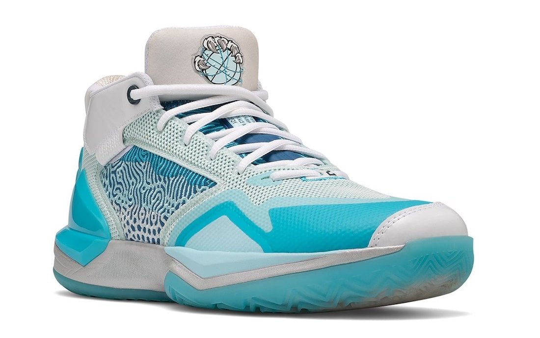 Kawhi Leonard and New Balance Celebrate Christmas