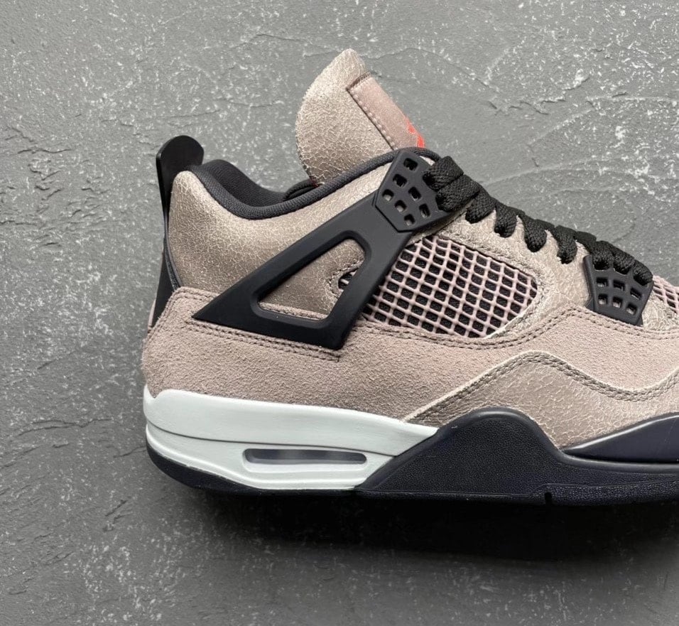 Air Jordan 4 "Taupe Haze"