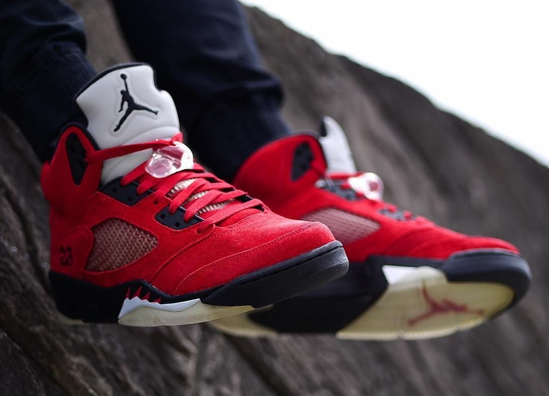 Air Jordan 5 Raging Bull 2021