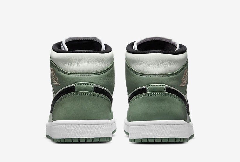 Detailed Look at the Air Jordan 1 Mid SE "Dutch Green"