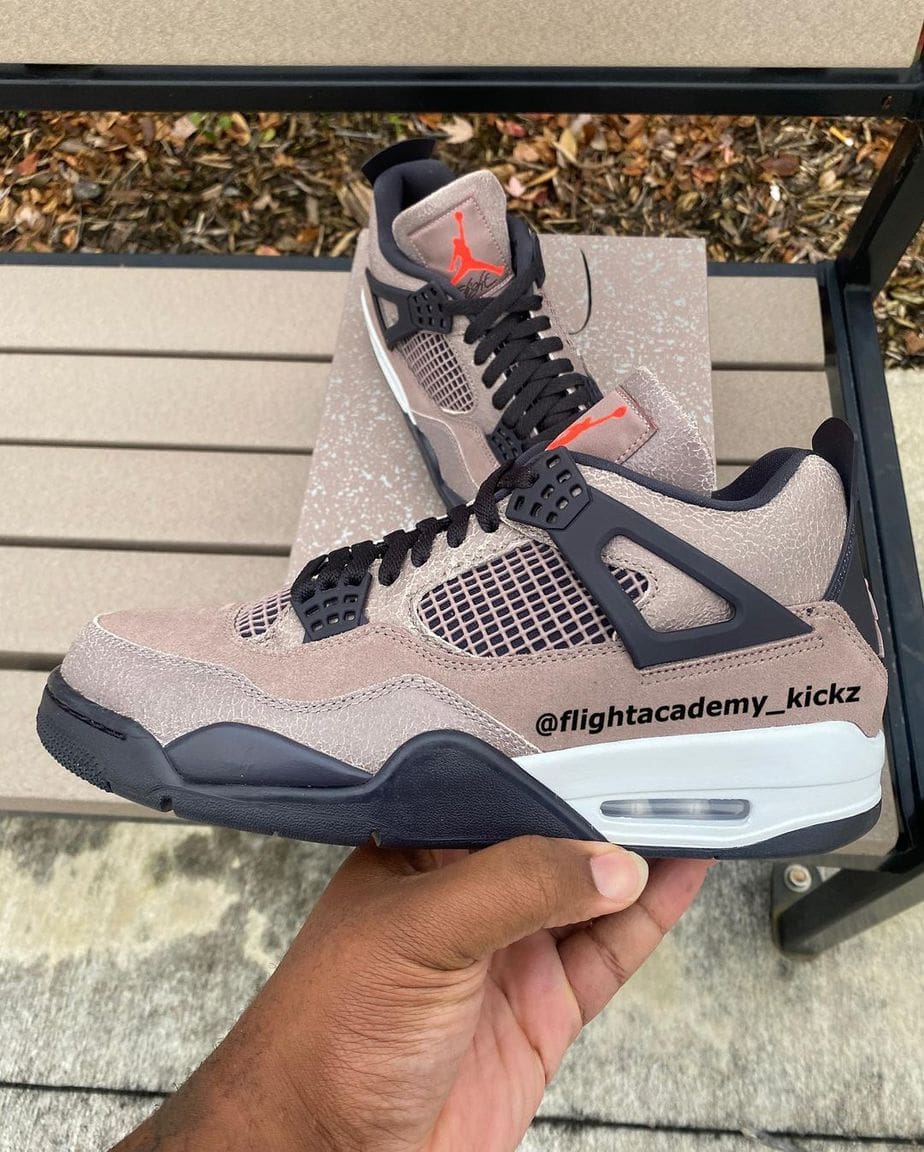 Air Jordan 4 Taupe Haze