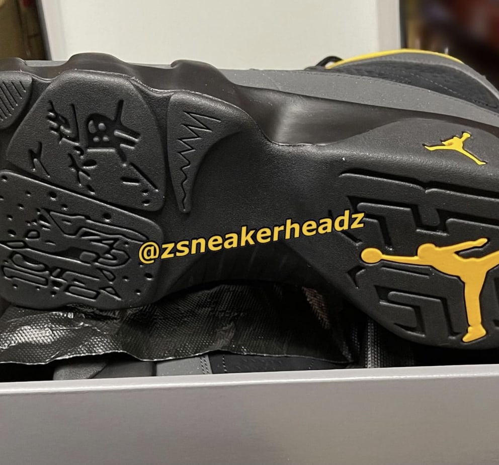 Air Jordan 9 "University Gold"