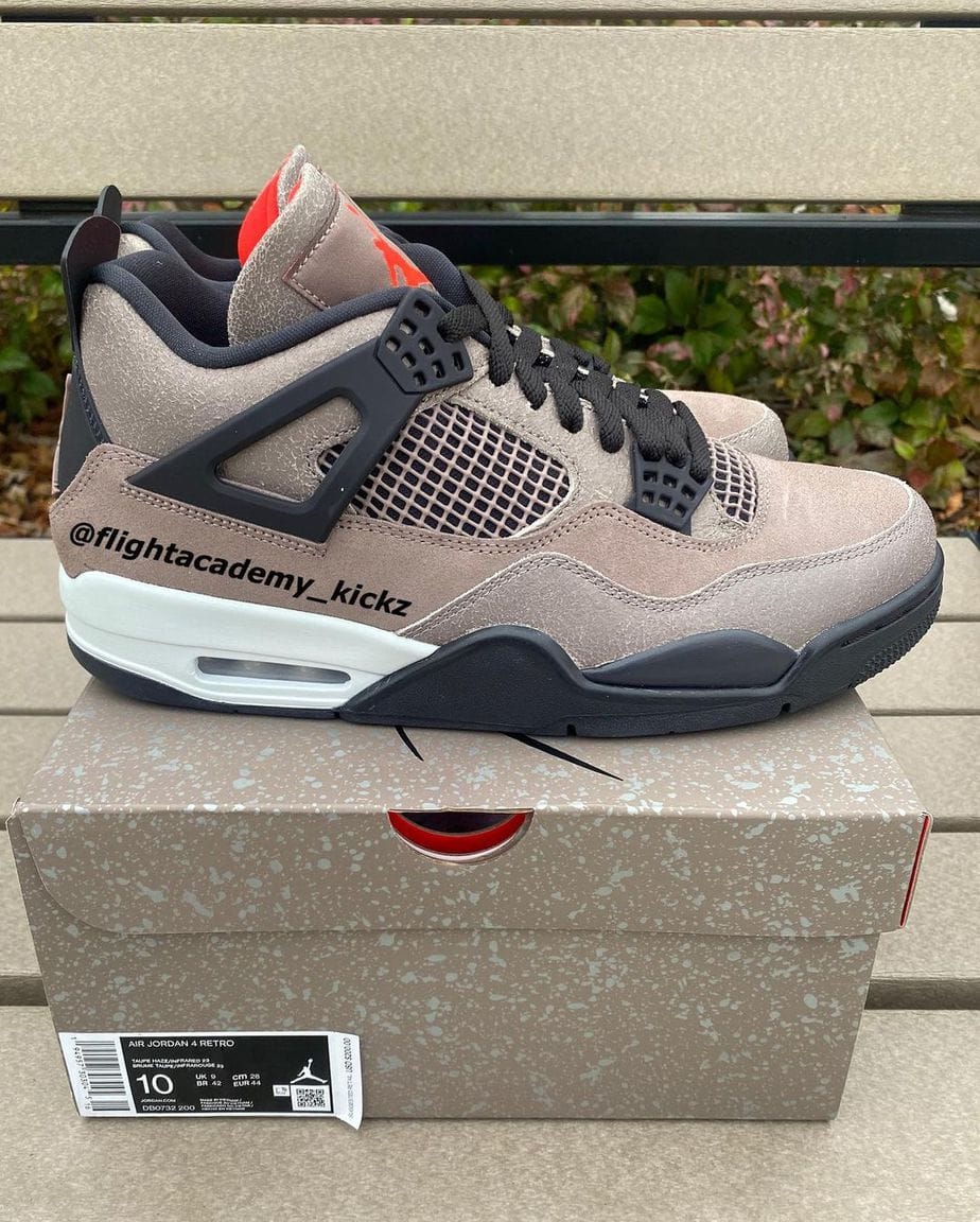 Air Jordan 4 Taupe Haze Box