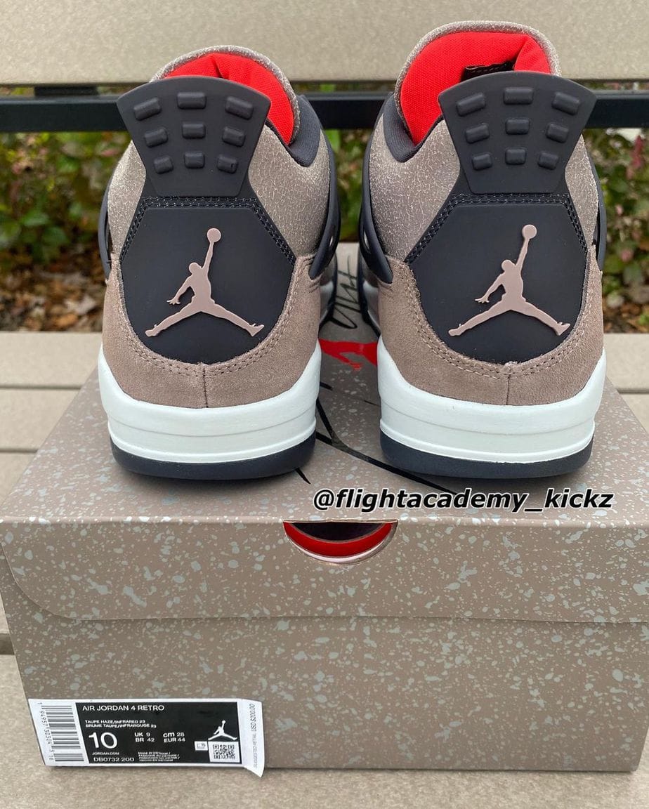 Air Jordan 4 Retro Taupe Haze