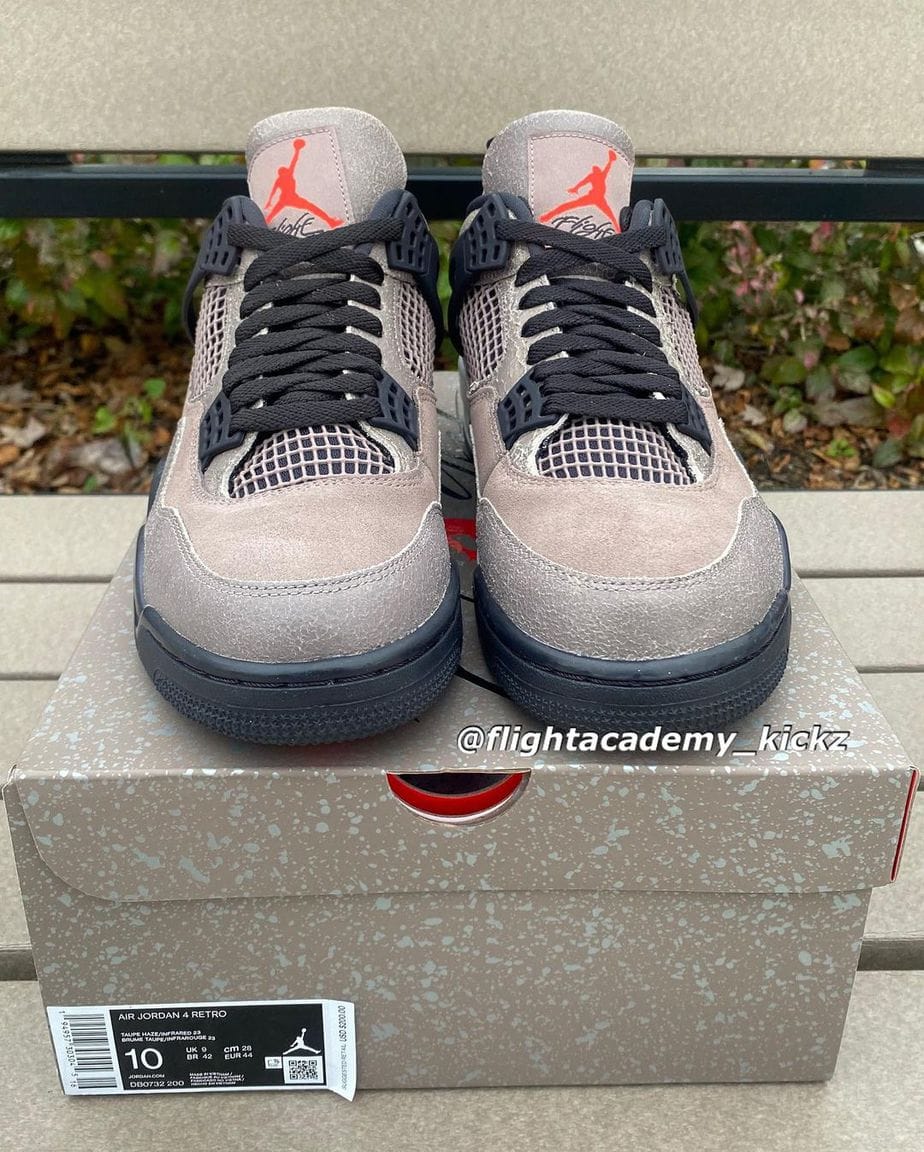Air Jordan 4 Retro Taupe Haze