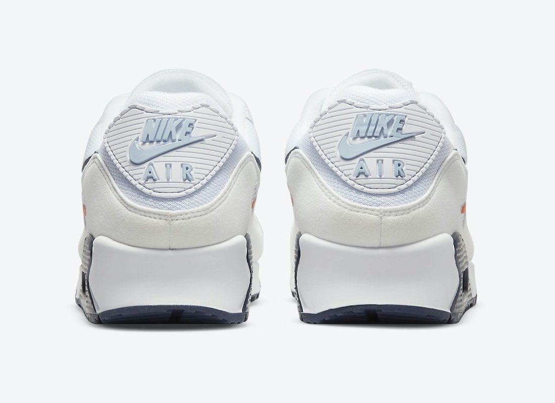 Navy Accents Cover the Newest Nike Air Max 90