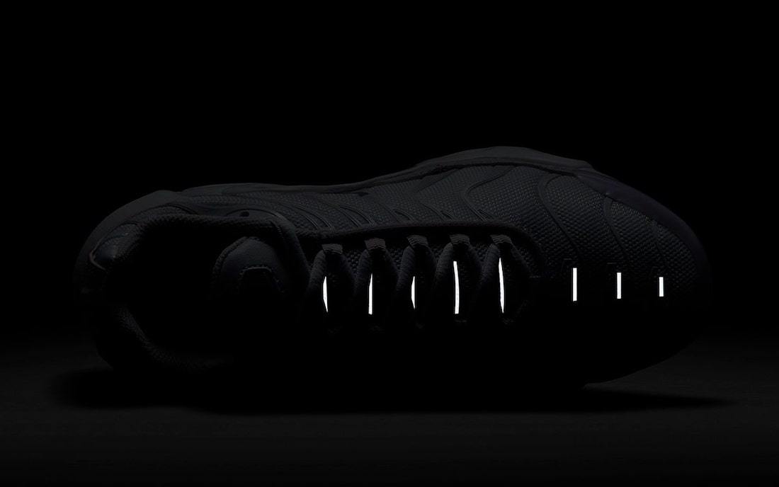 Nike Air Max Plus Surfaces in "Light Lilac"