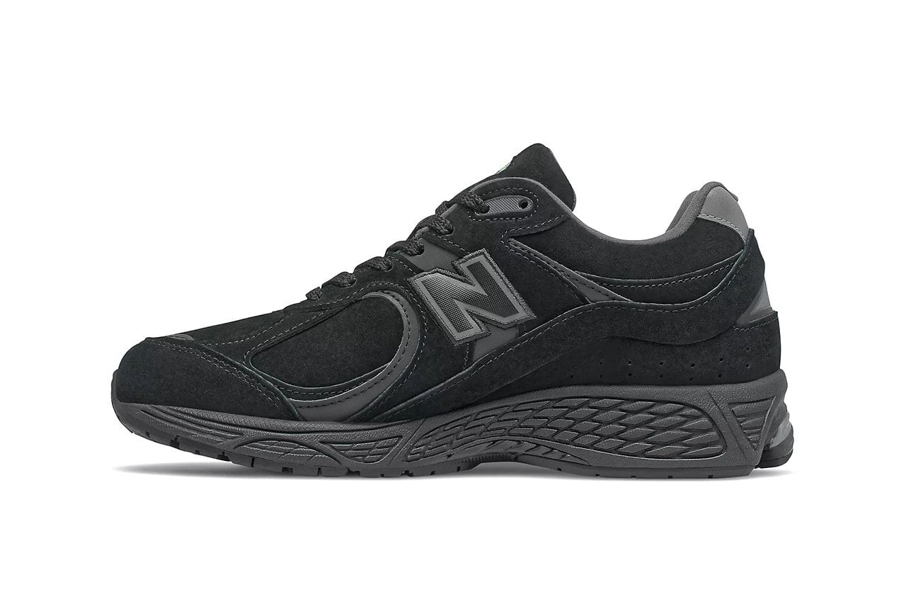 New Balance 2002r Black Green