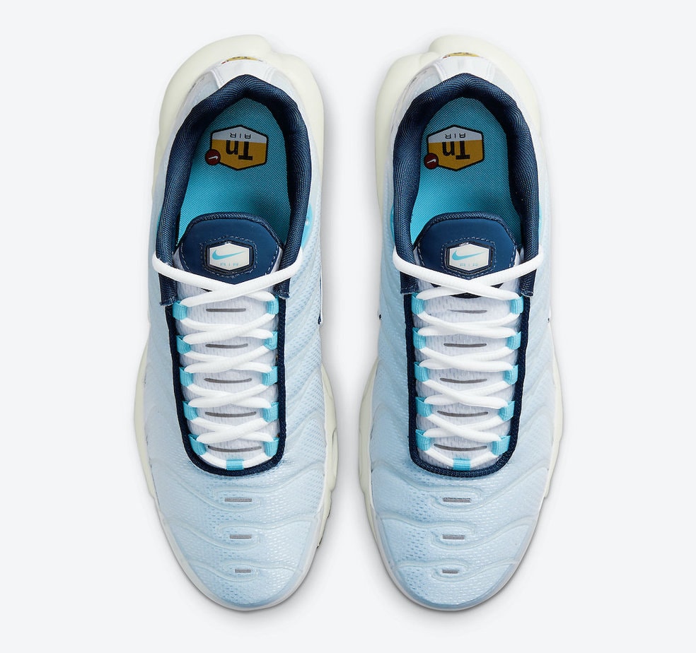 Nike Adds a Gradient Blue to The Air Max Plus