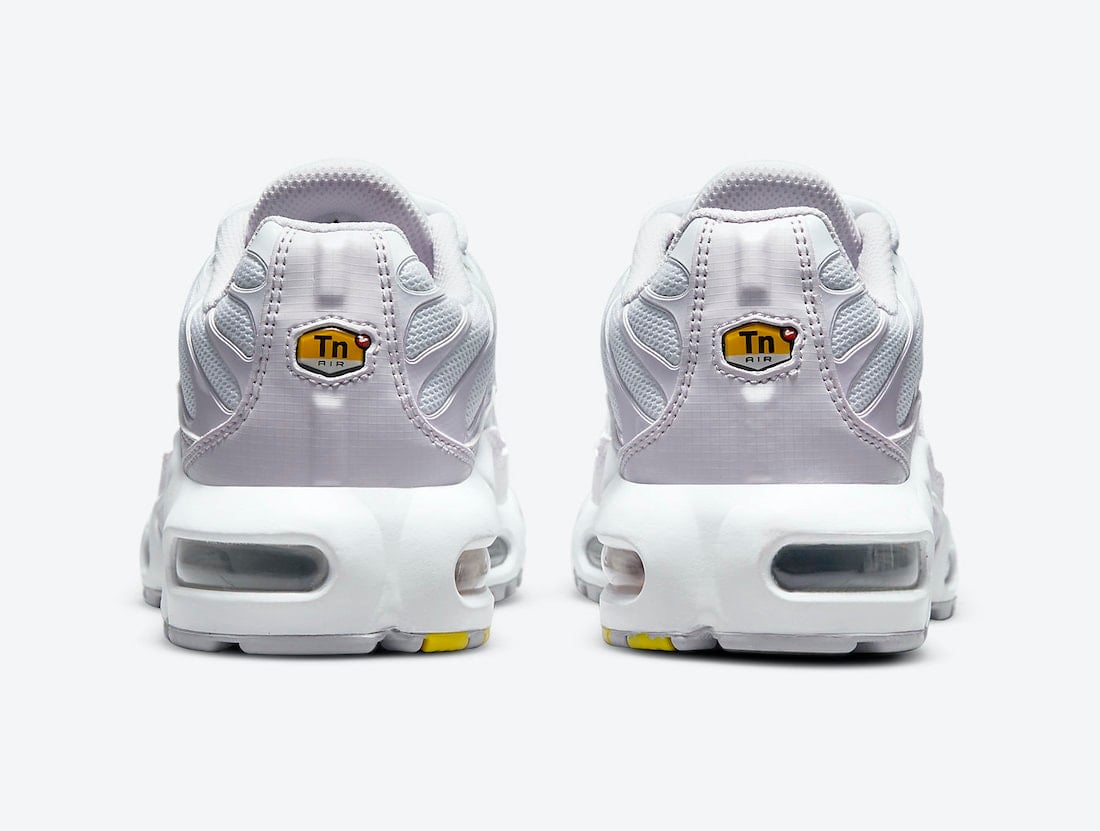 Nike Air Max Plus Surfaces in "Light Lilac"