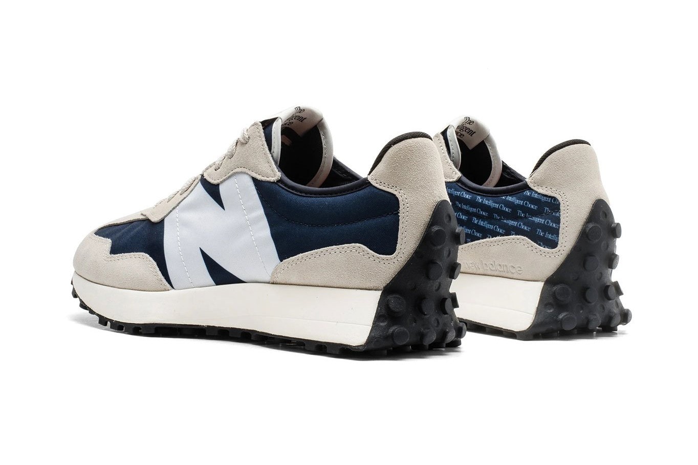 New Balance The Intelligent Choice Outerspace 327