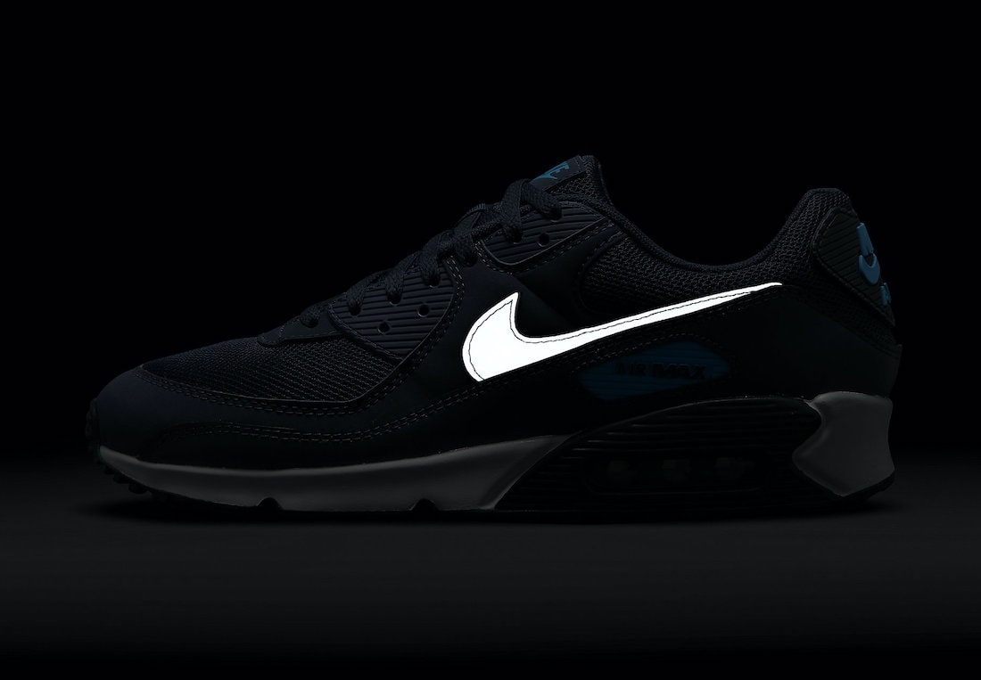 UNC Vibes On The Newest Nike Air Max 90