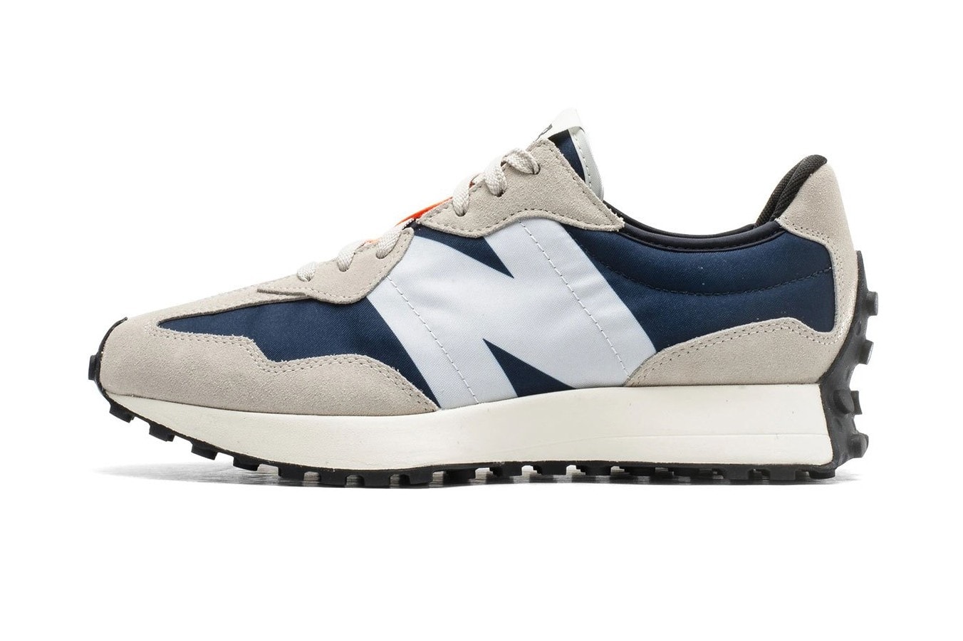 New Balance The Intelligent Choice Outerspace 327