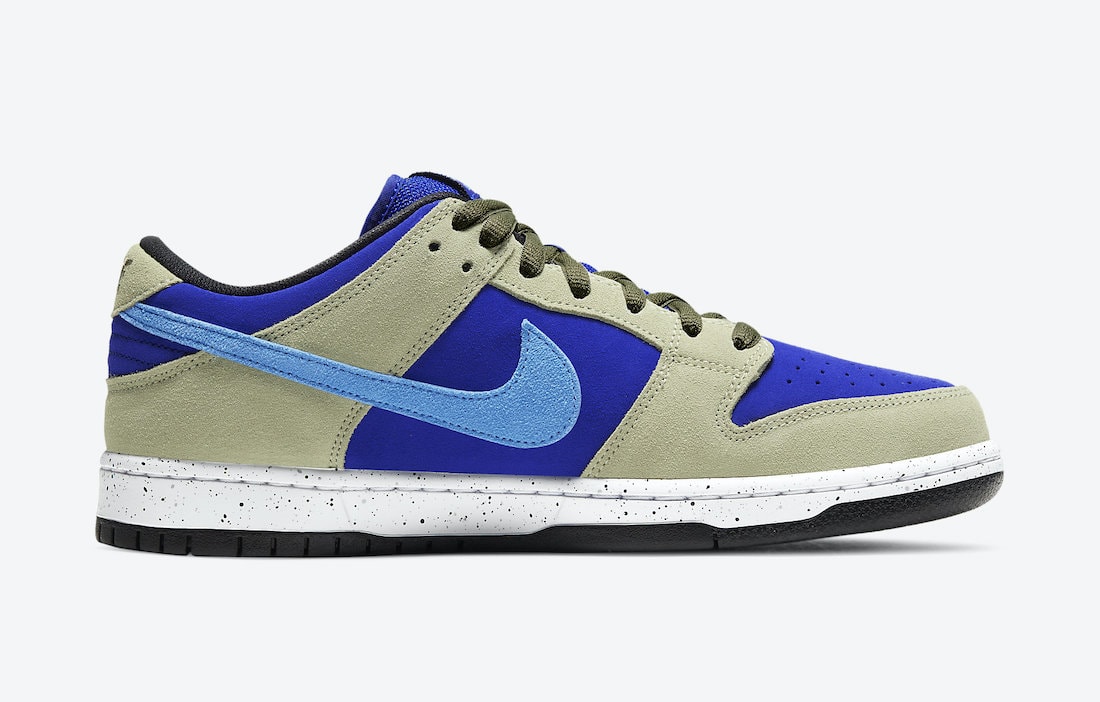 Nike SB Dunk Low "Celadon"