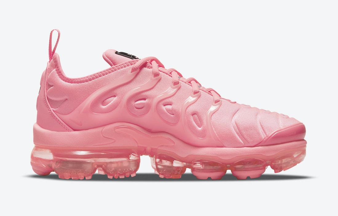 Nike Air VaporMax Plus Surfaces in a Bubblegum Theme