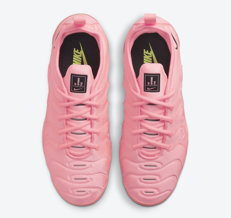 Nike Air VaporMax Plus Surfaces in a Bubblegum Theme