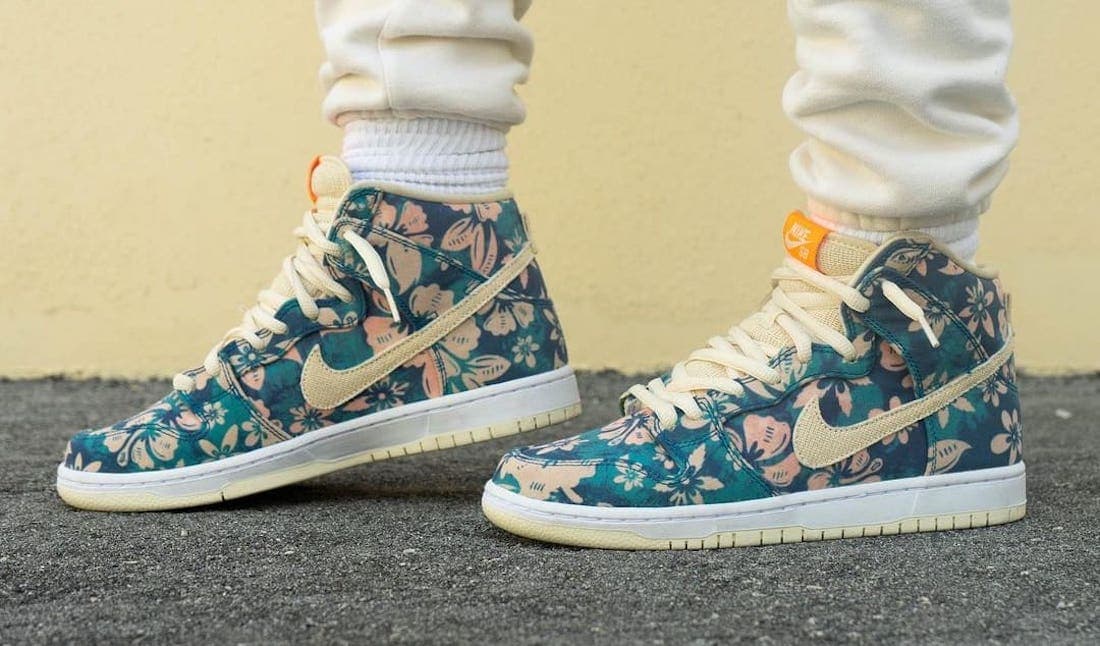 Nike SB Dunk High Hawaii CZ2232-300