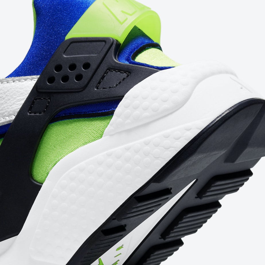 Nike Air Huarache Scream Green DD1068-100 2021