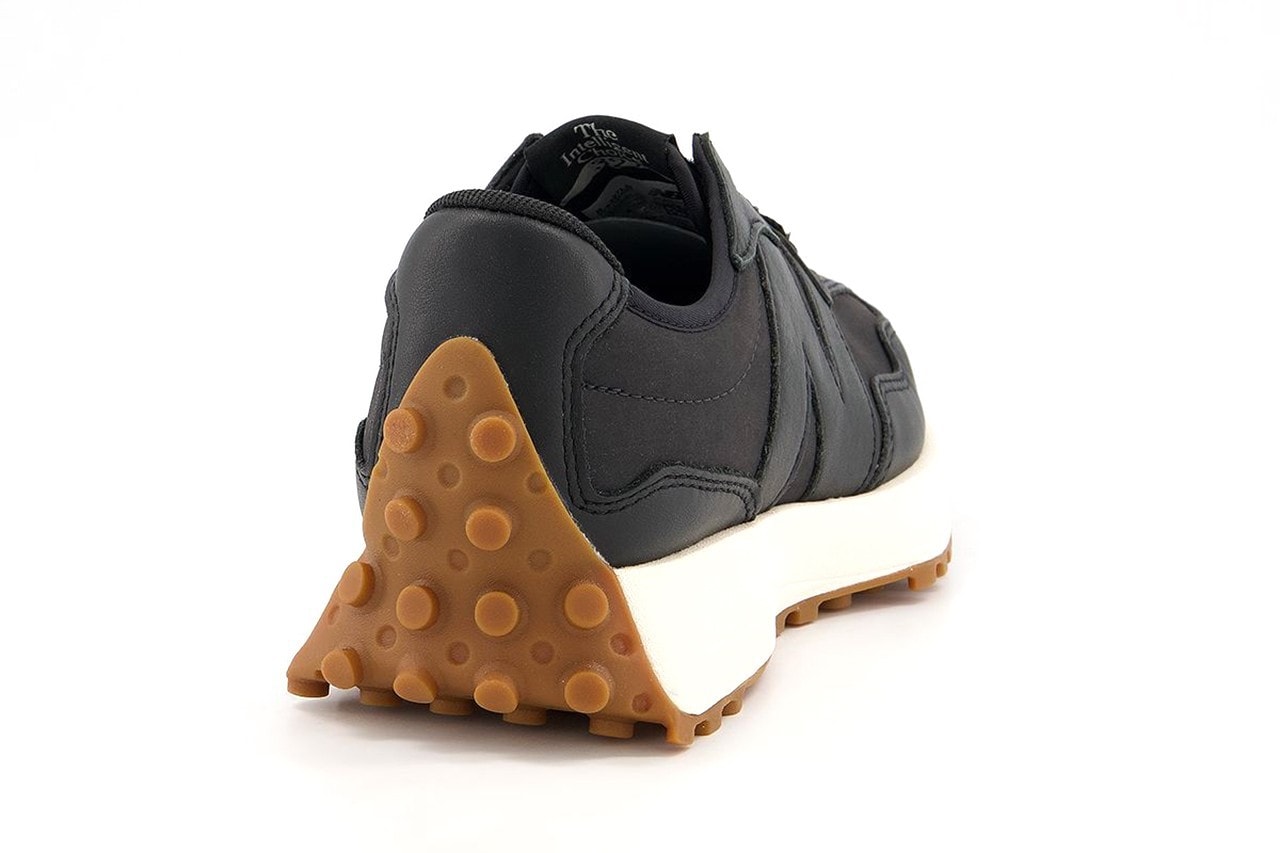 New Balance 327 Black White Gum