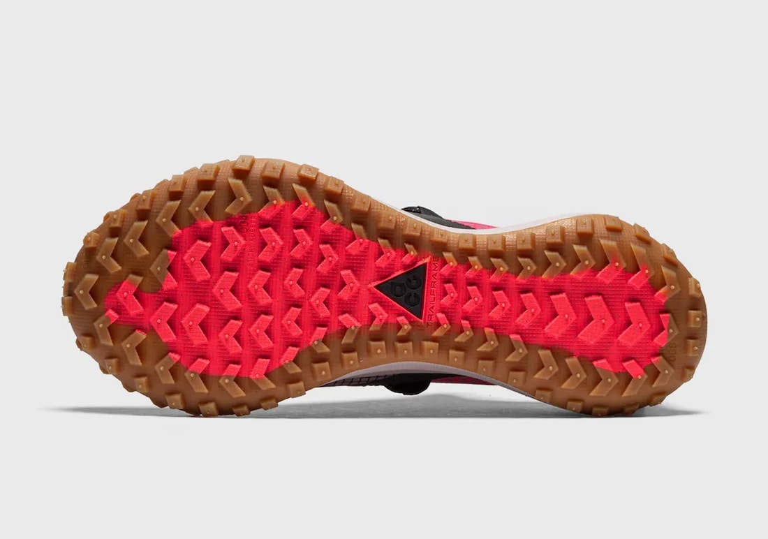 Nike Acg Mountain Fly Low Light Mulberry DC9045-500