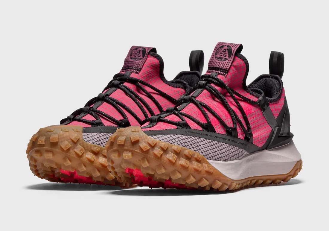 nike acg pink