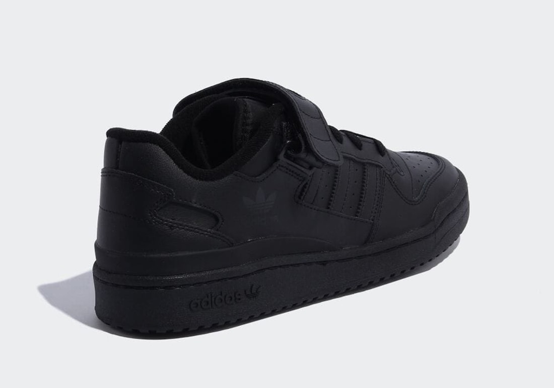adidas Forum Low Triple Black GV9766