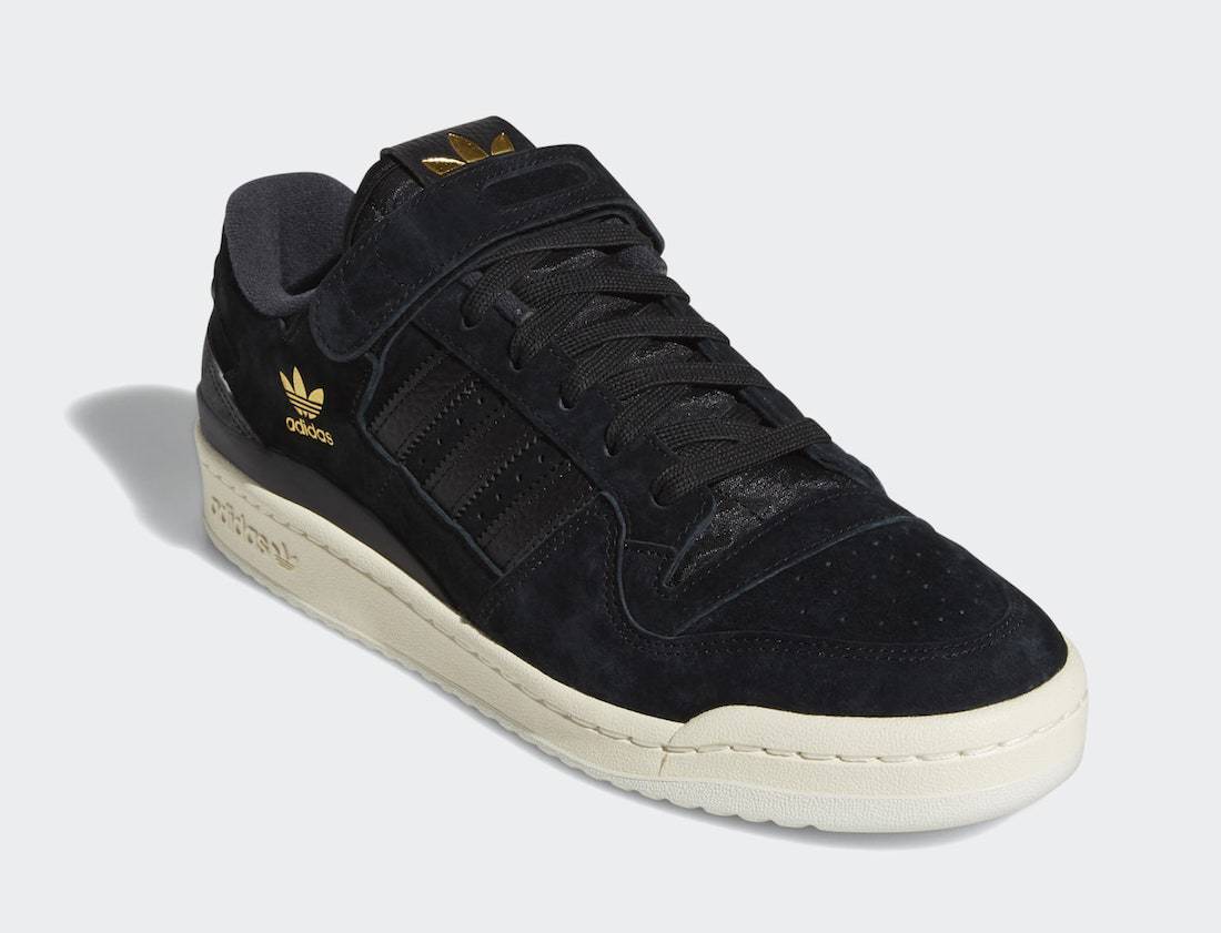 adidas Forum 84 Low Black Suede Q46366