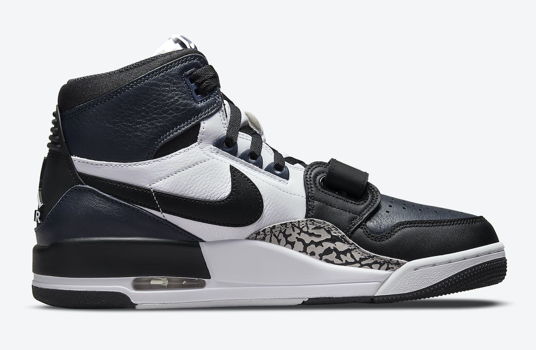 Jordan Legacy 312 DO7441-401
