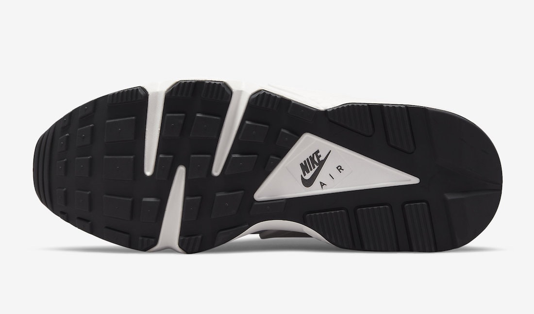 Nike Air Huarache DH4439-400