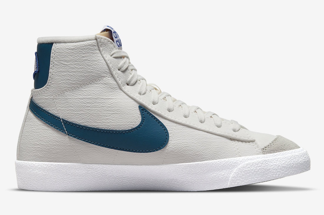 Nike Blazer Mid 77 Athletic Club DQ8596-100