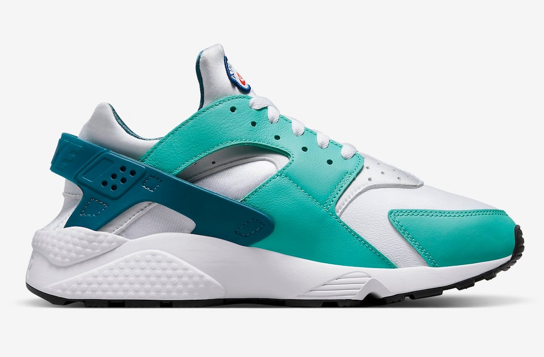 Nike Air Huarache Athletic Club DQ8239-300