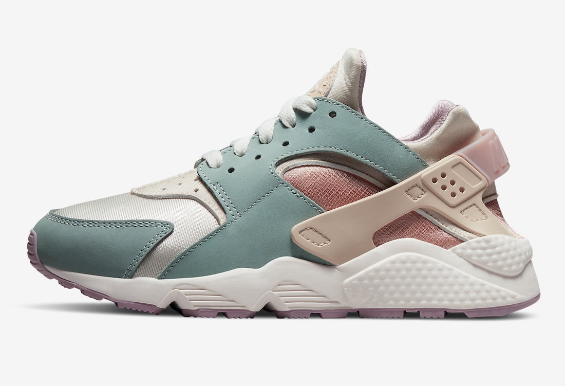Nike Air Huarache Dusty Sage DQ4990-104