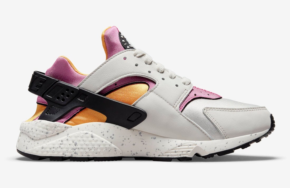 Nike Air Huarache Light Bone Lethal Pink University Gold DD1068-003