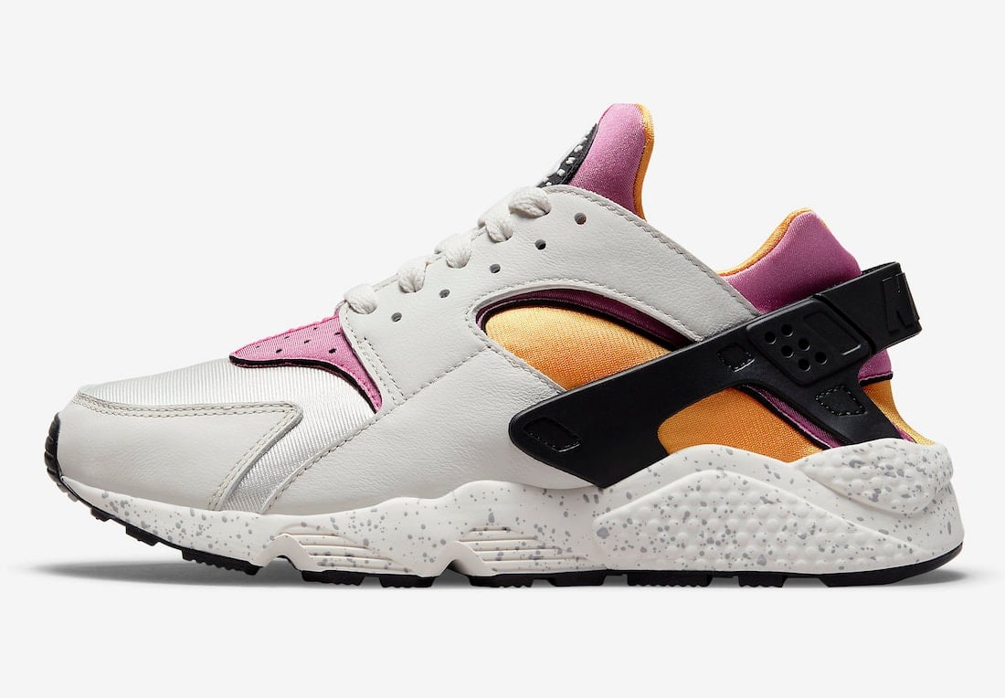 Nike Air Huarache Light Bone Lethal Pink University Gold DD1068-003